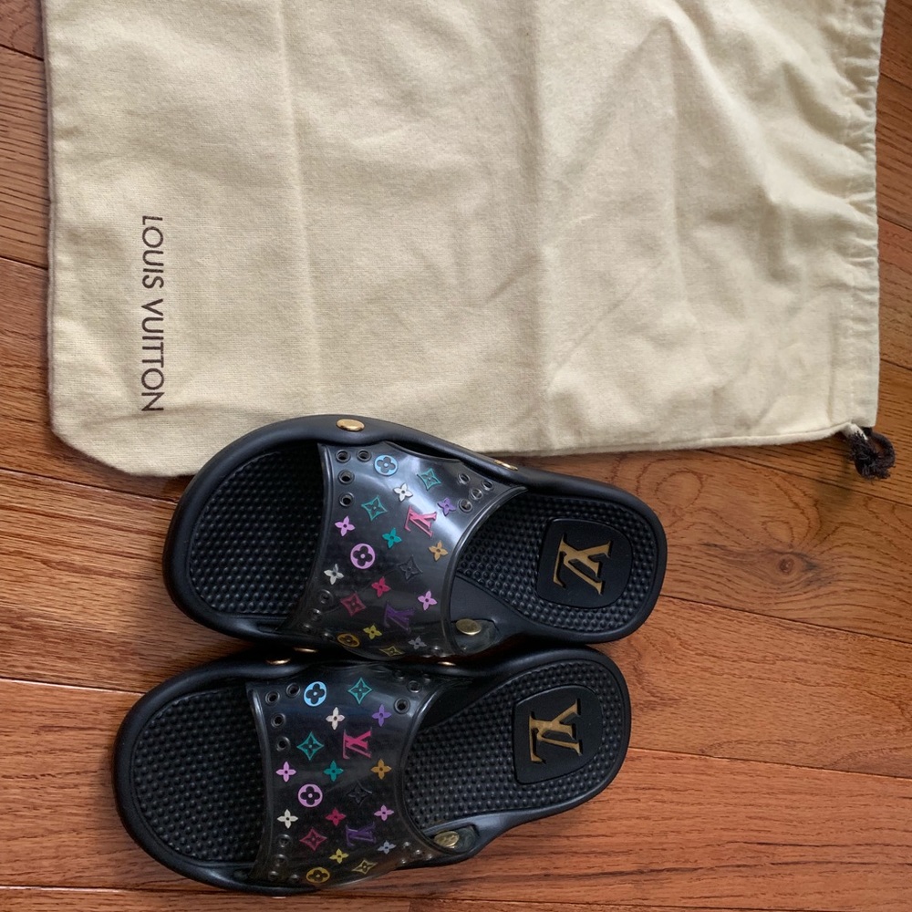 Authentic Louis Vuitton pool slides